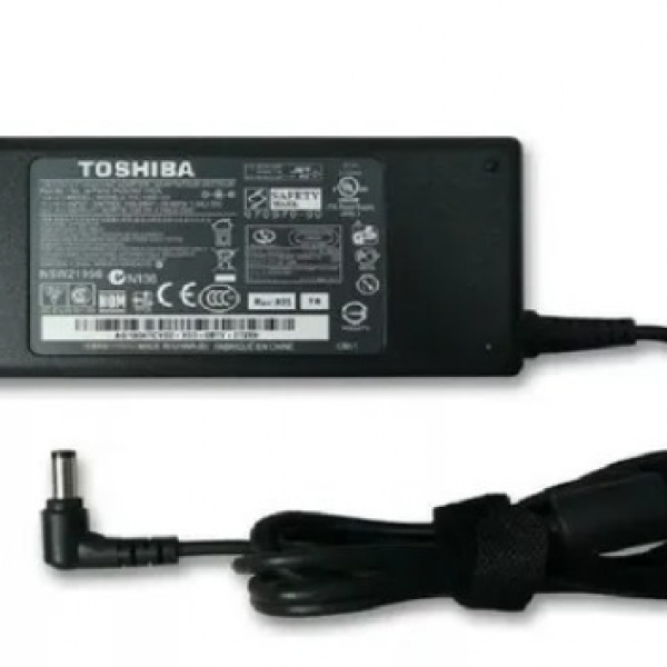 Toshiba 19V 4.74a